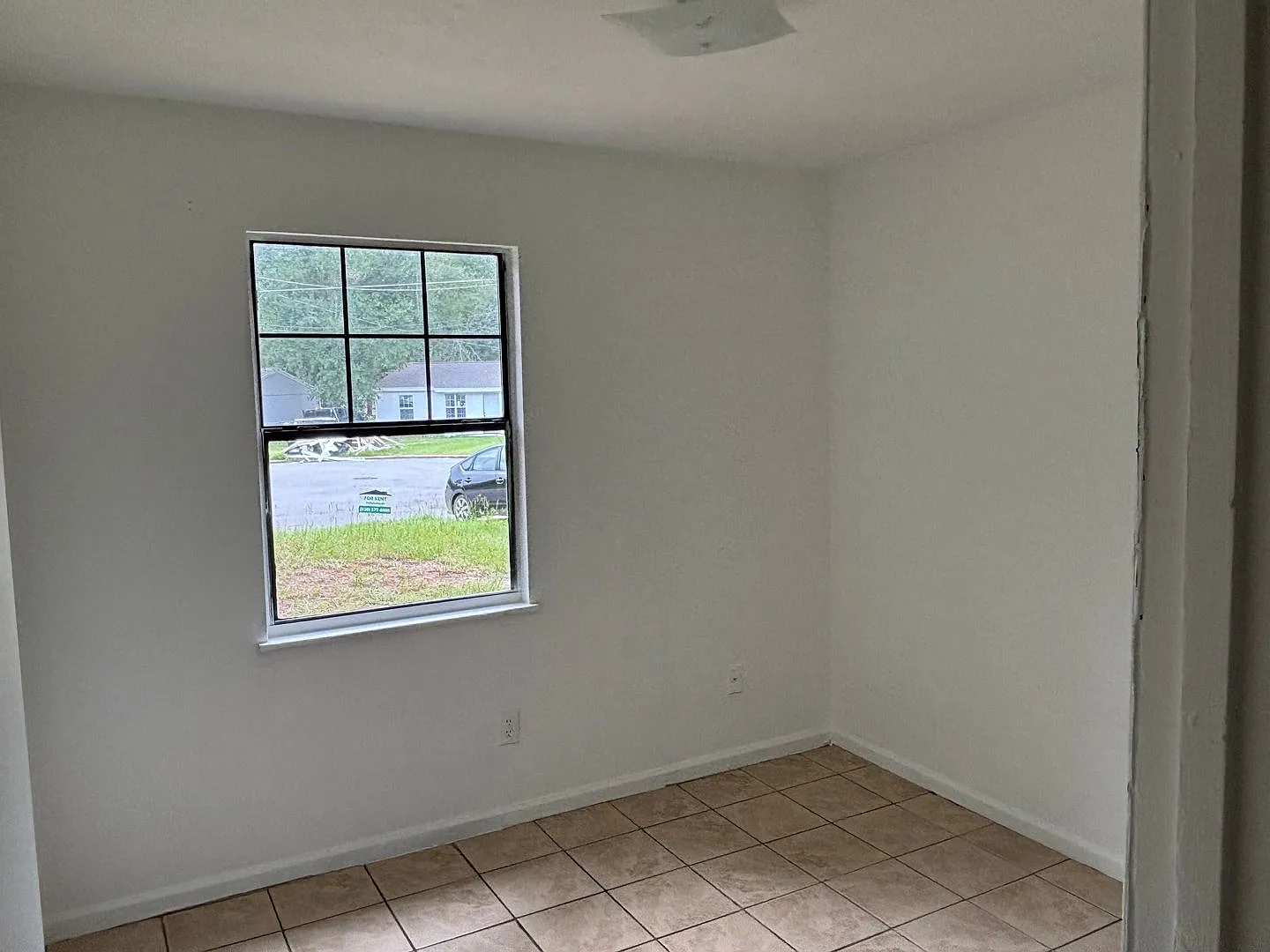 Lease w Option to Purchase available — Photo 2