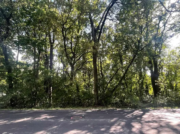 L7 & 8 Maple Ct, Edgerton, WI 53534