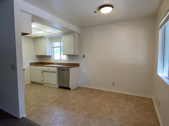 2nd image of 319 N Curtis Ave