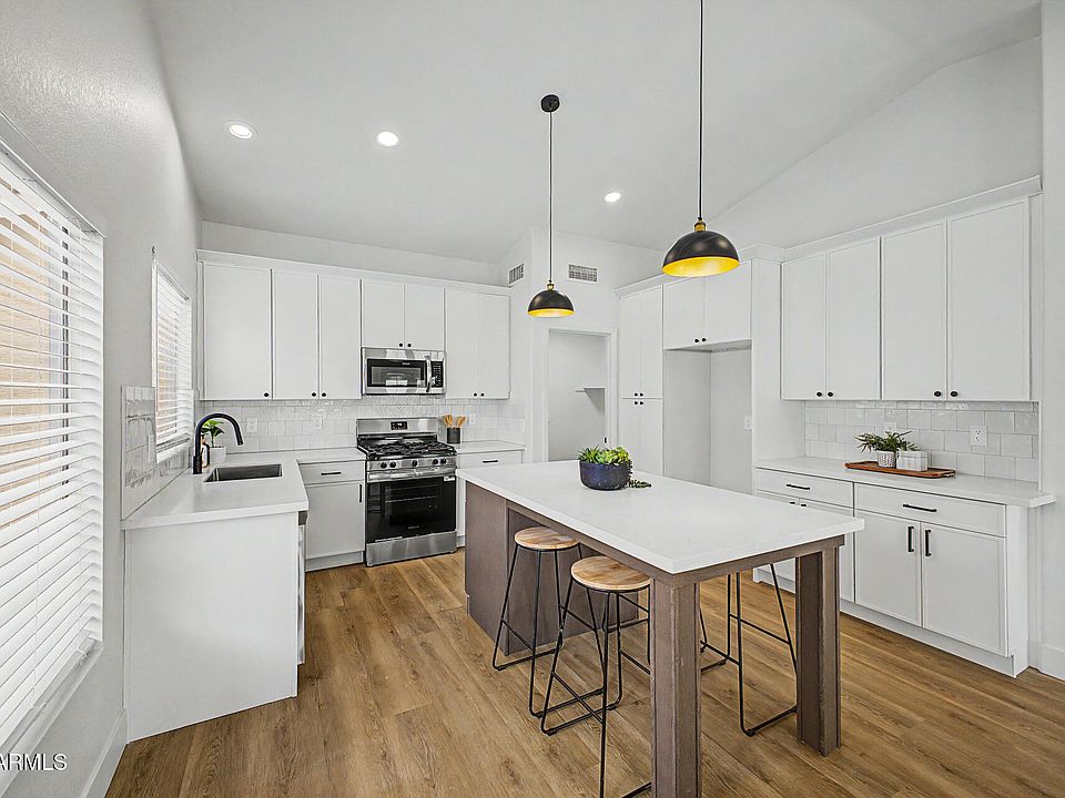 1st image of 1015 W JUANITA Avenue