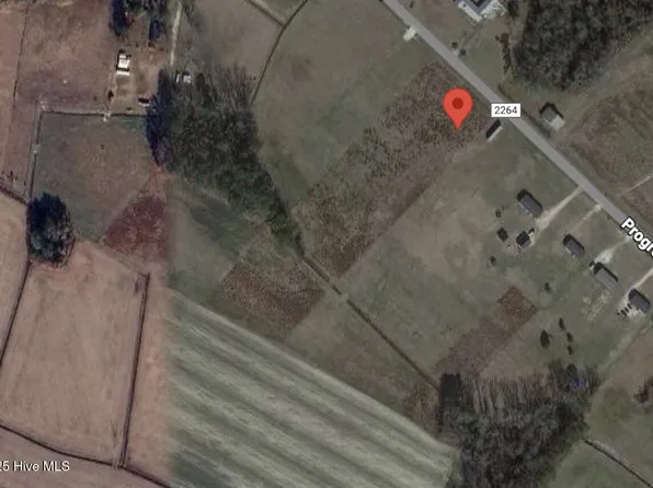 2326 Progressive Farm Road, Fairmont, NC 28340