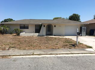 7421 Isle Dr, Port Richey, FL 34668