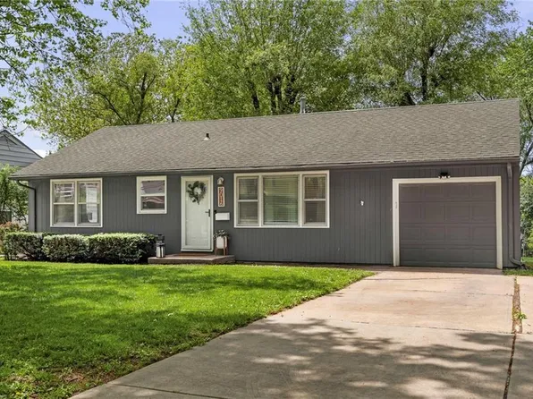 9016 Main St, Kansas City, MO 64114