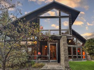 9333 Sunset Dr, Baileys Harbor, WI 54202