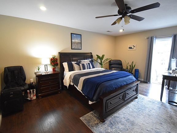 4th image of 461 Inglewood Blvd
