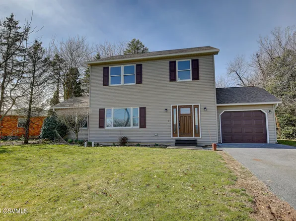 109 Fairview Dr, Selinsgrove, PA 17870