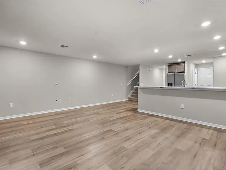 2726 Idyll Lakes Cir — Photo 7