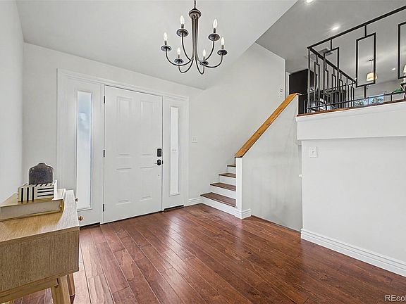 3rd image of 6712 S Marion Circle