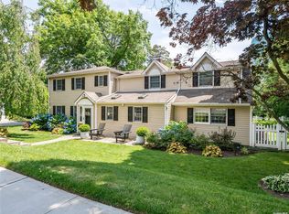 26 Guilford Rd, Port Washington, NY 11050