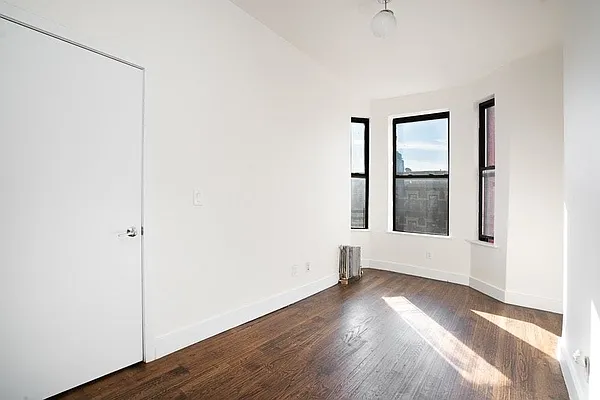 Rented by Bold New York | media 5