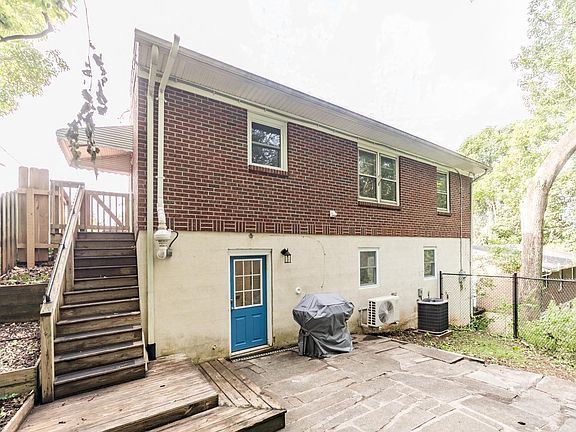 3rd image of 4615 Ferncliff Dr