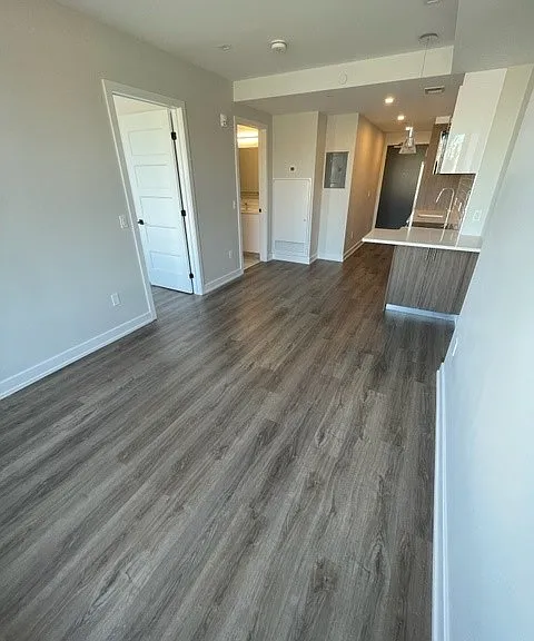 28 Pretoria Ave — Photo 9