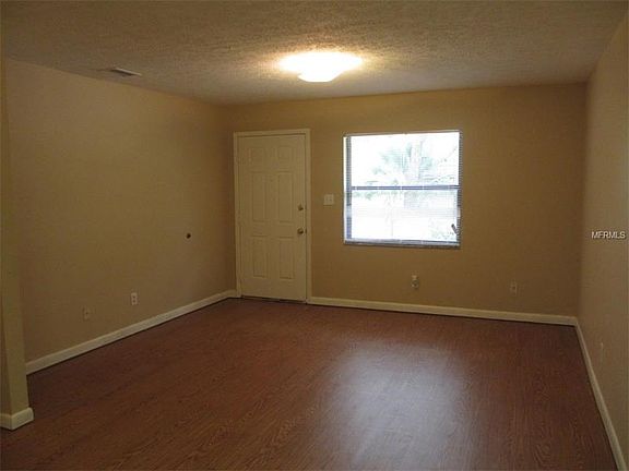 4th image of 5417 McLeod Dr Suite A