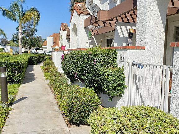 2nd image of 856 Calle Los Gatos