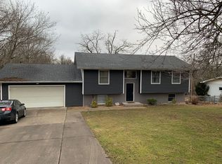 1007 E Georgia St, Ozark, MO 65721