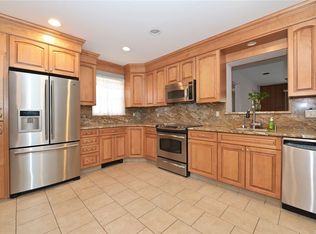 8019 192nd St, Hollis, NY 11423
