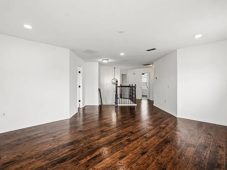 3332 Whistling Trl — Photo 10