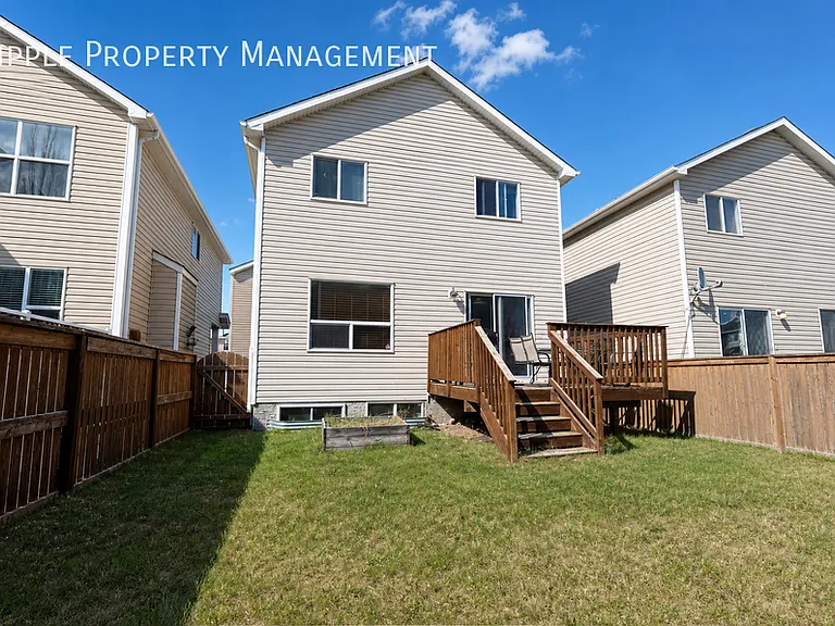 149 Cougar Plateau Way SW — Photo 15