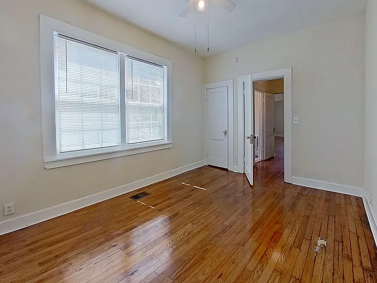 2752 Herschel St Quad — Photo 9