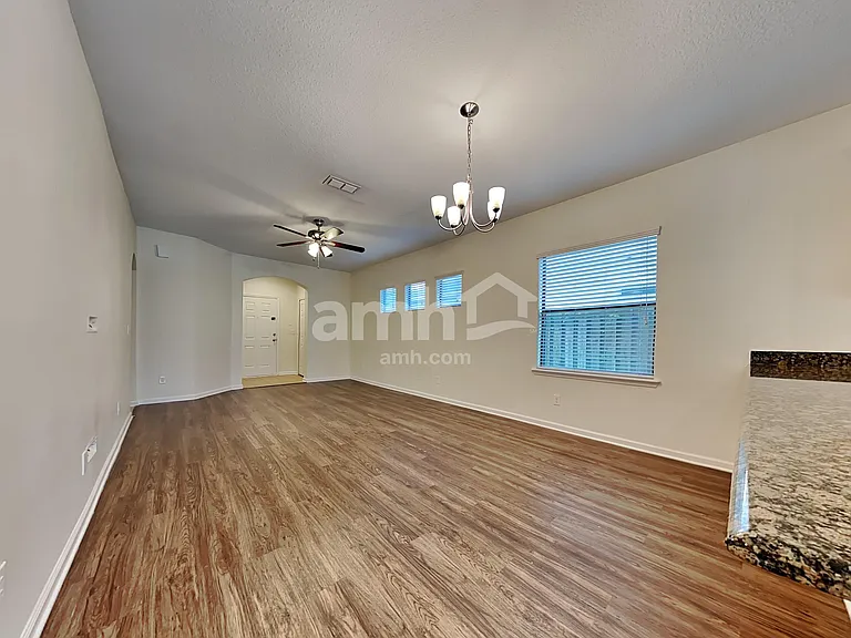 235 Buck Run Way St — Photo 7