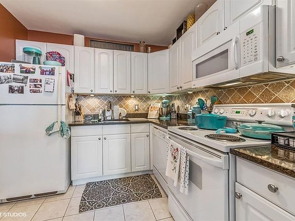 4th image of 3550 N Lake Shore Dr APT 1522