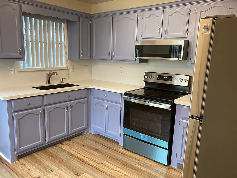 910 English Ave — Photo 9