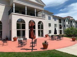 1666 Coffman St APT 211, Falcon Heights, MN 55108