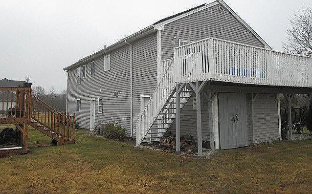 2nd image of 12 Vicki Ln