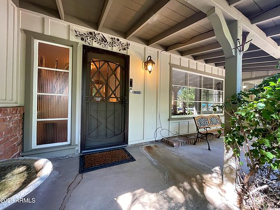 3rd image of 326 E ORANGEWOOD Avenue