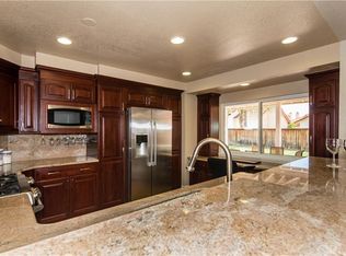 24471 Mooncrest Cir, Murrieta, CA 92562