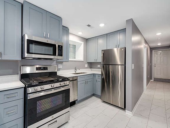 5th image of 2610 W Evergreen Ave #G