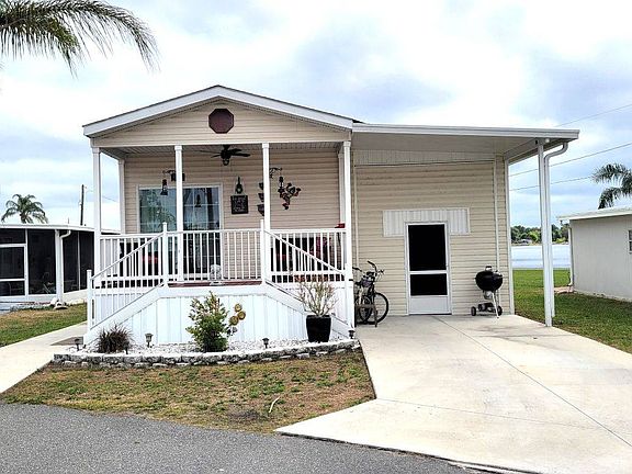 3rd image of 109 Pineapple Dr