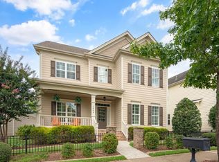1804 Green Oaks Pkwy, Holly Springs, NC 27540