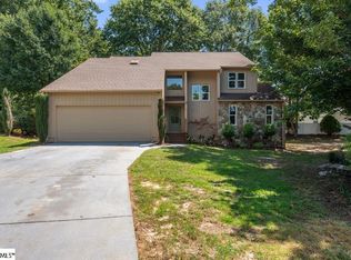 7 N Walden Point, Taylors, SC 29687