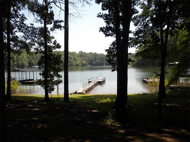 1st image of 358 Old Chism Trl