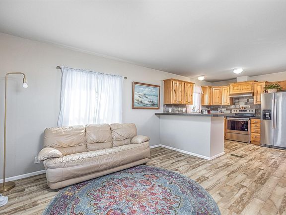 4th image of 6707 James St
