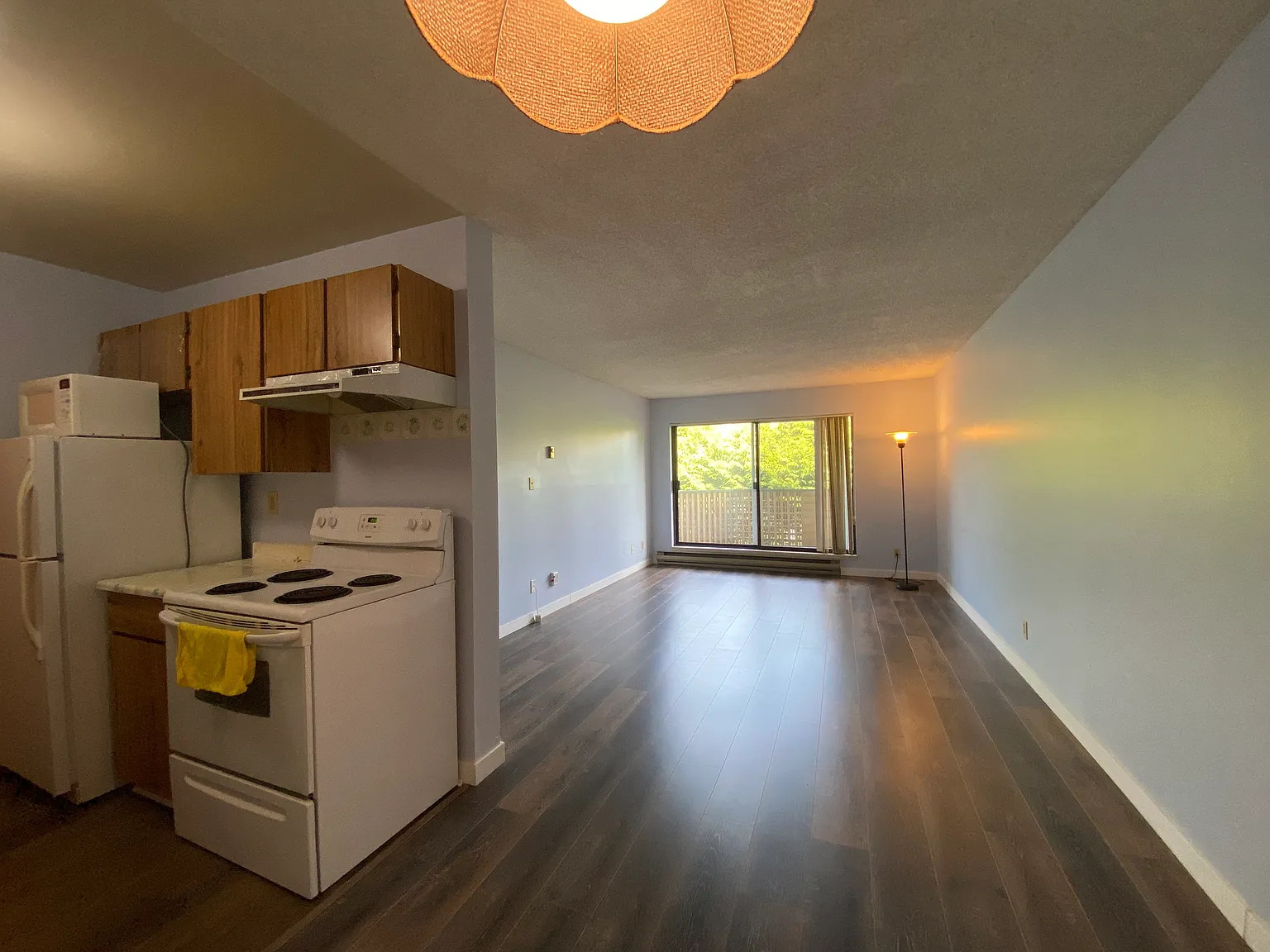2 bed, 950 sqft, $2,000 — Photo 4