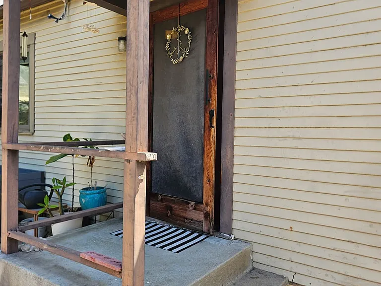4171 Illinois St — Photo 2