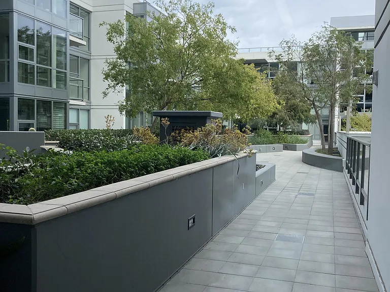 420 Mission Bay Blvd N #1 — Photo 17
