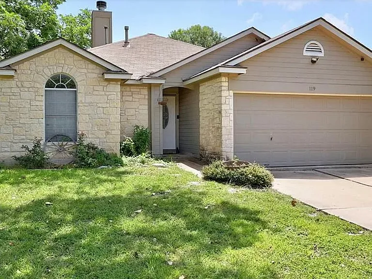 119 Azalea Dr — Photo 1