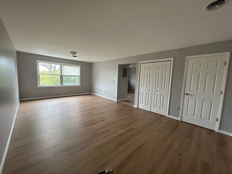 1st image of 106 Project Rd #12