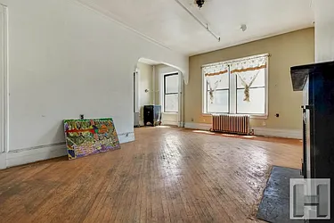 Sold by Harlem Lofts