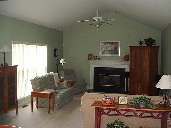 Vaulted Family Room!