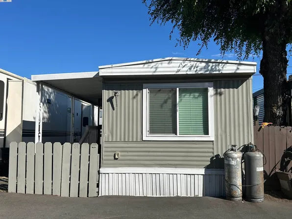 2399 E 14th St Spc 81, San Leandro, CA 94577