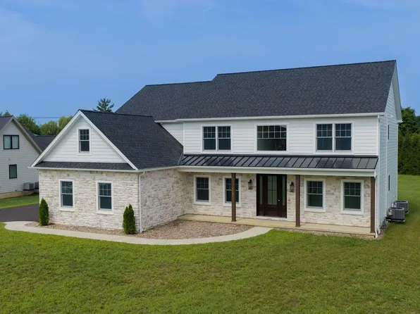 513 Cheltenham Ct, Lititz, PA 17543