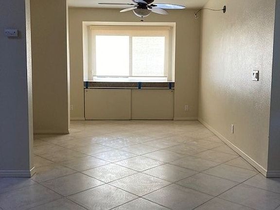 4th image of 224 S Ditmar St #2E