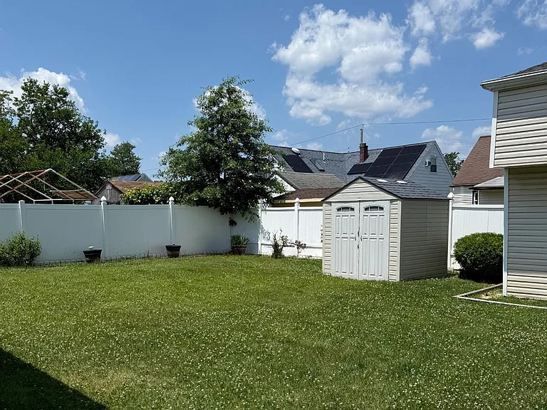 45 W Iselin Pkwy — Photo 3
