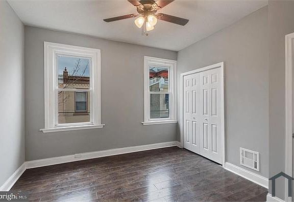 5th image of 2147 N Marston St