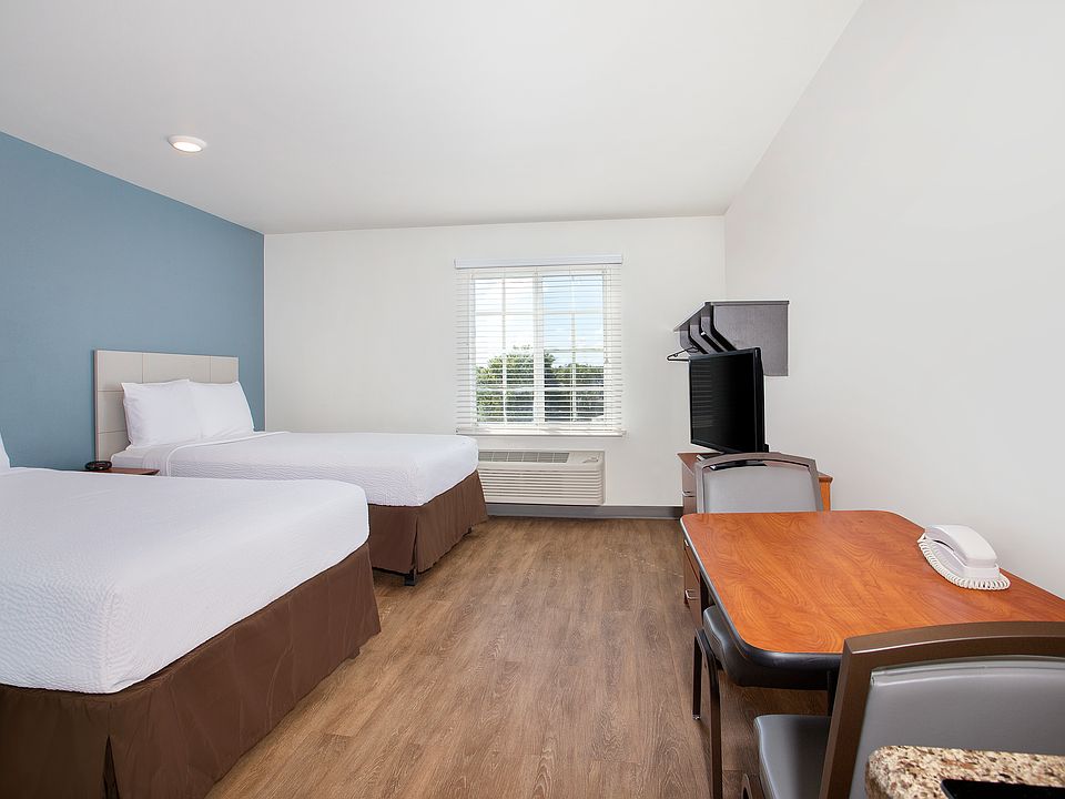 Studio Suite - 2 Full Beds