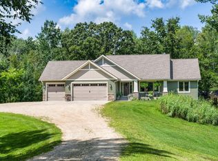 912 216th Ave, Somerset, WI 54025